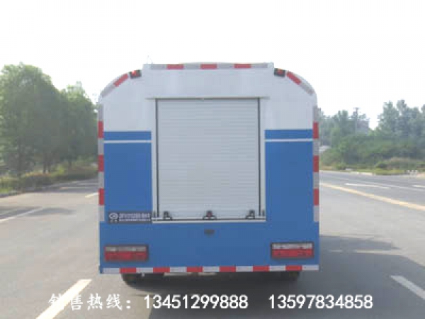 東風(fēng)多利卡消防灑水車(chē)(國(guó)六)